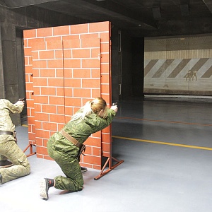 Обучение стрельбе в боевом тире Нижегородской Академии